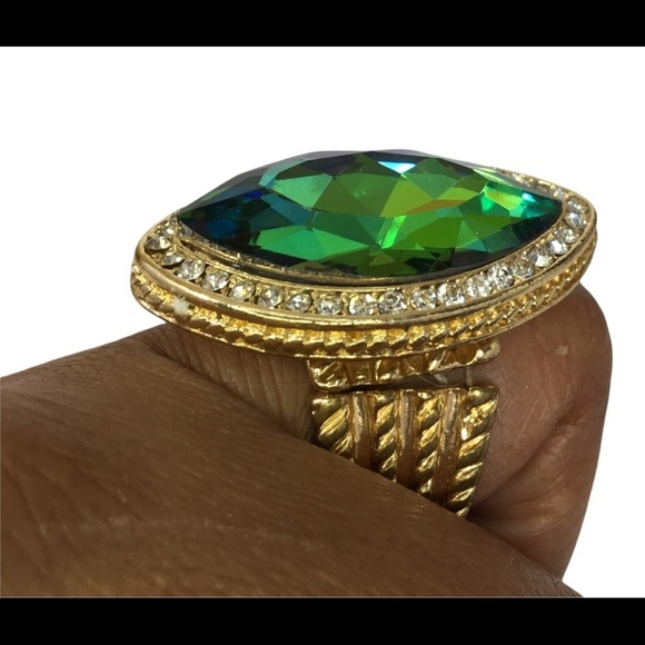 LARGE cocktail ring multi colored iridescent stone &  rhinestones - Picture 3 of 7